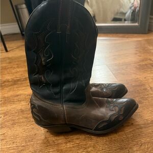 Vintage used Brown and Black Western Cowboy Boots